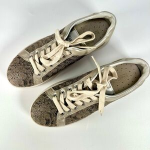 Nero Giardini Women's Lace Sneakers. Made in Italy. Size: US 5